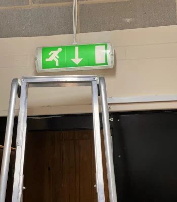 Commercial-Electricians-in-Barnet Trusted commercial electricians in Barnet for business electrical needs