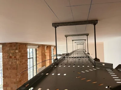 Experienced commercial electricians in Chingford for offices, shops, and industrial properties